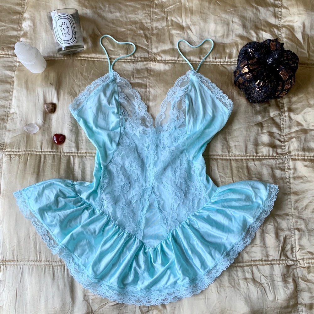 baby blue ruffles and lace camisole ❄️💎✨